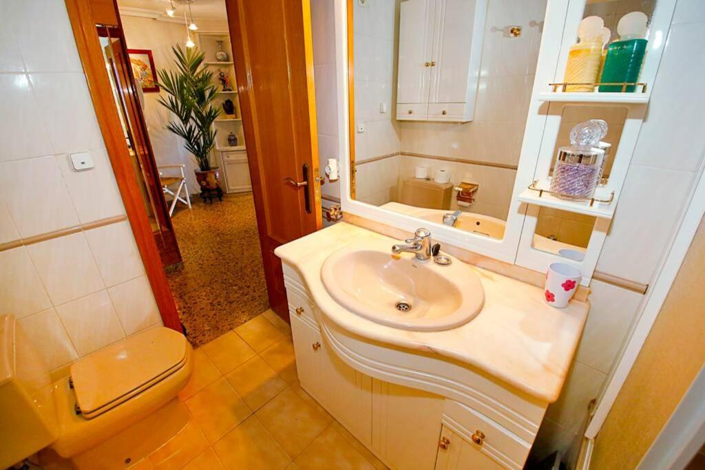 Garden Apartment With Pool And Ac Alicante Bagian luar foto